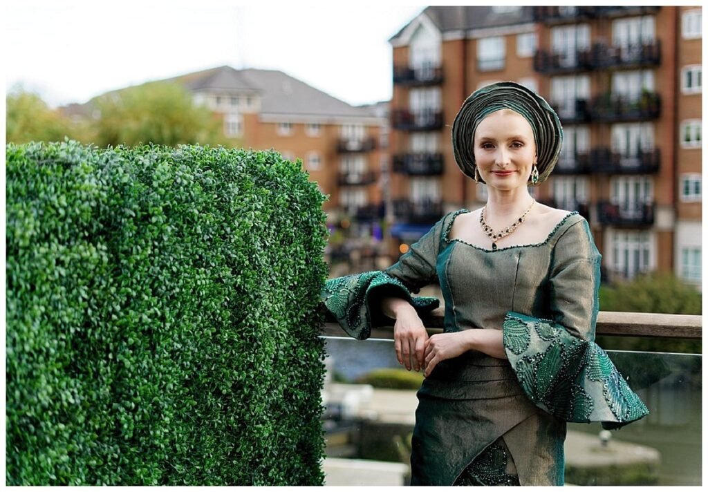 Contact Dare Photography – Affordable Wedding Photographer in London Couple contacting an affordable wedding photographer in London at Dare Photography